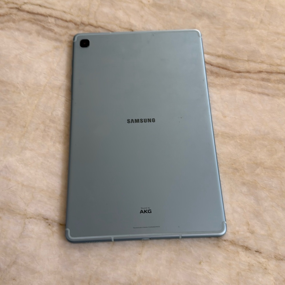 Samsung Galaxy tab S6 light